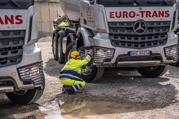 Specjalistyczny serwis i konserwacja sprzętu do transportu betonu Specjalistyczny serwis i konserwacja sprzętu do transportu betonu